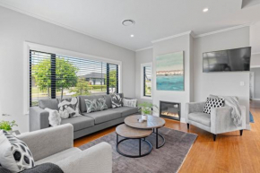 Stay Taupo - Premium Home with Multiple Bedding Options